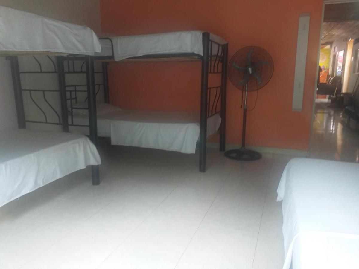 Backpackers And Travellers Hostel Neiva  Zewnętrze zdjęcie