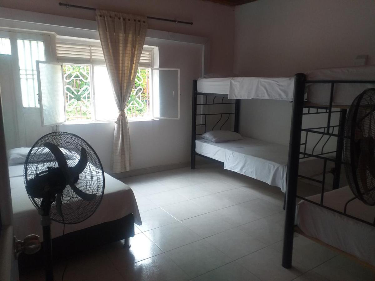 Backpackers And Travellers Hostel Neiva  Zewnętrze zdjęcie
