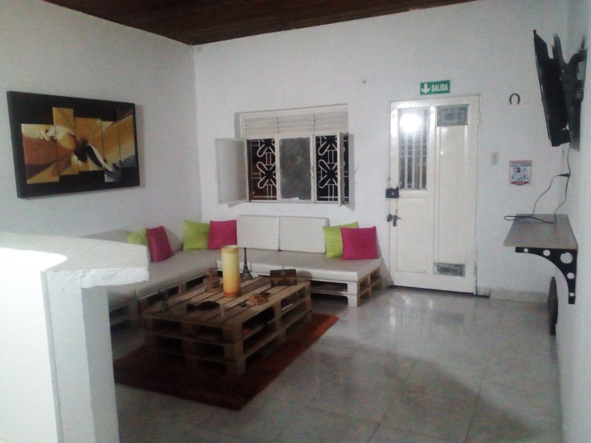 Backpackers And Travellers Hostel Neiva  Zewnętrze zdjęcie