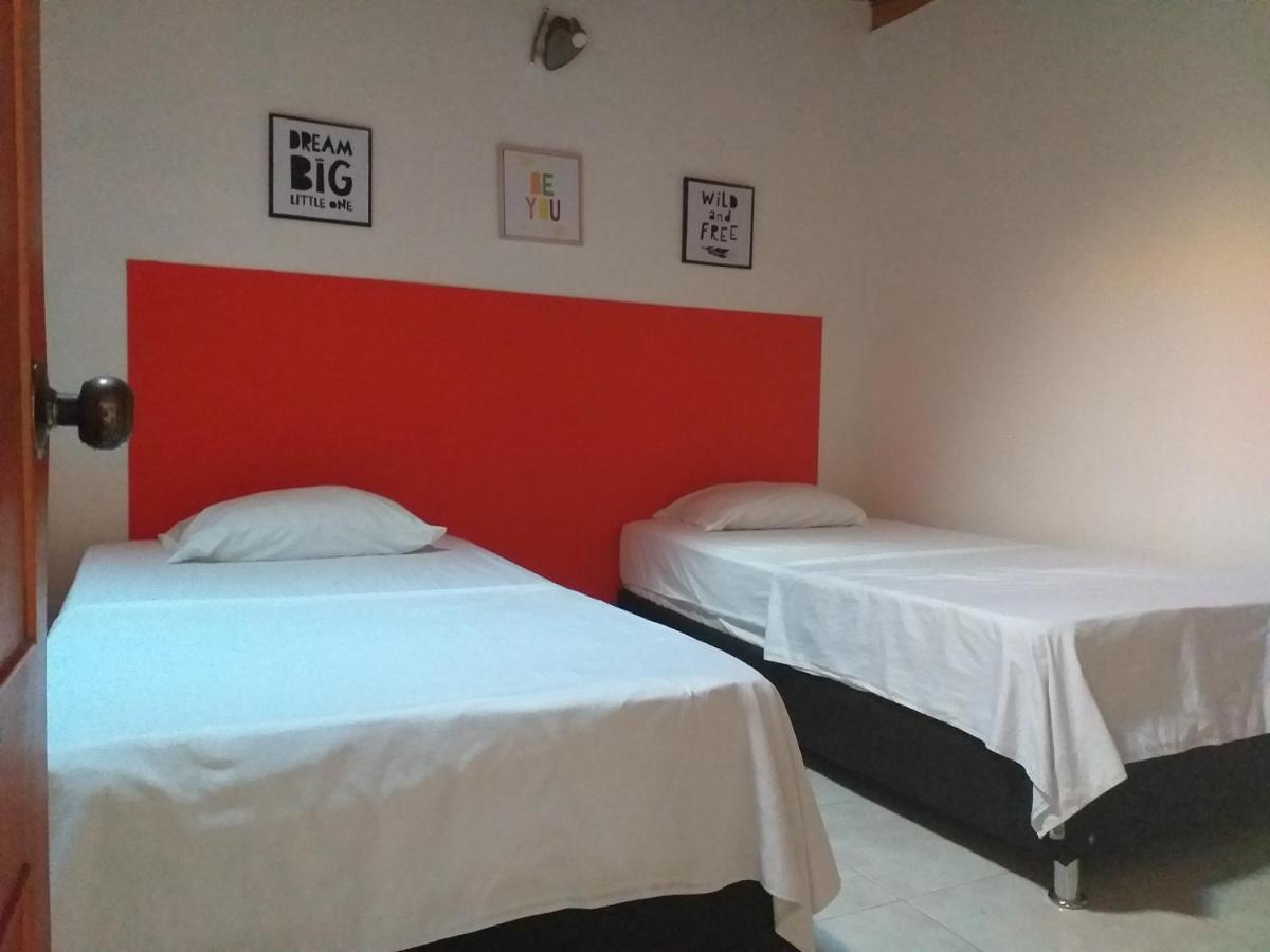 Backpackers And Travellers Hostel Neiva  Zewnętrze zdjęcie